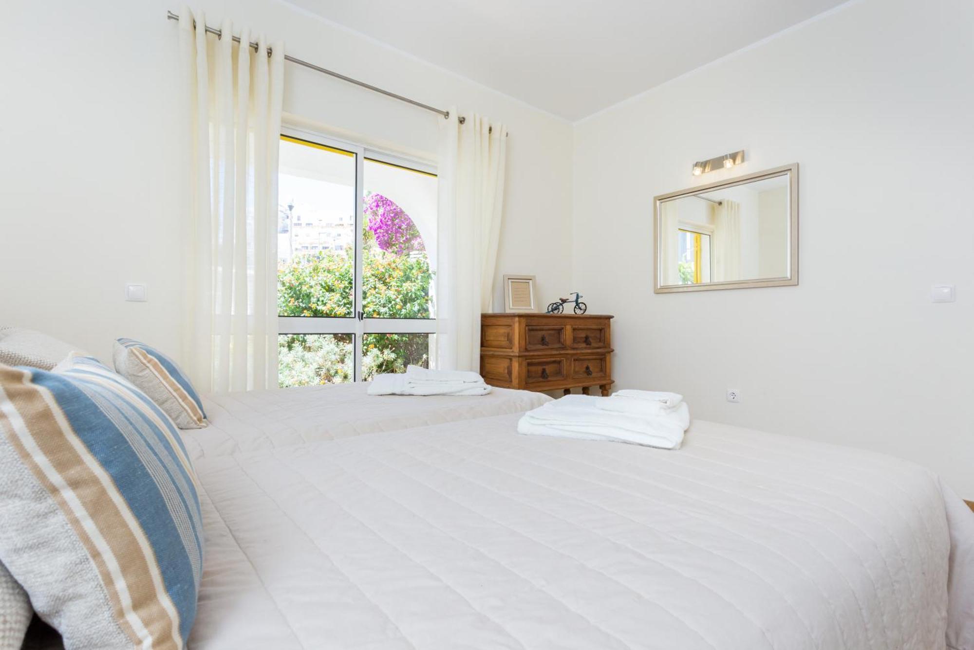Villa Waterside Praia Da Luz Exterior photo